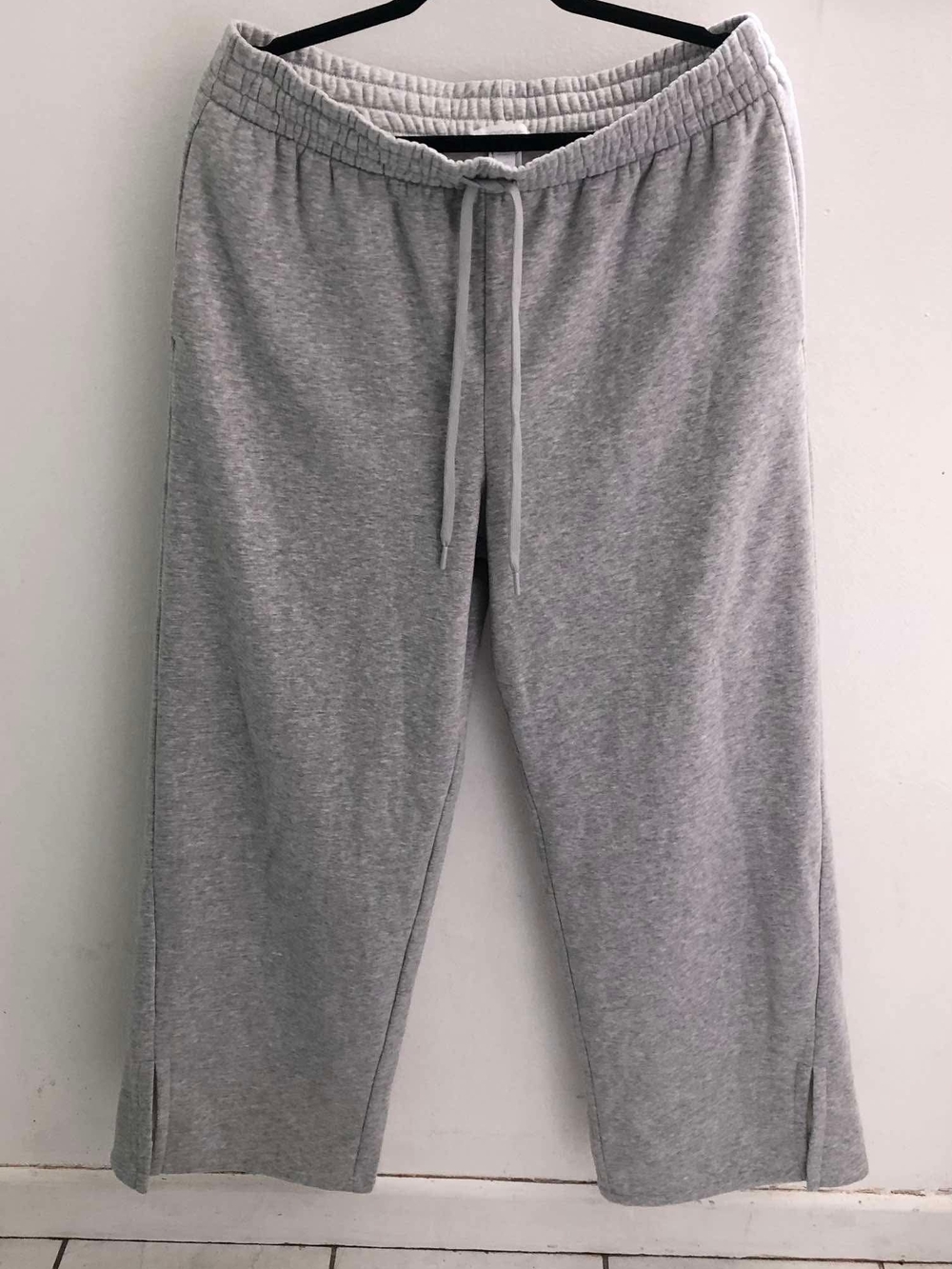 Beyond Yoga Women’s Wide Leg Luxe Fleece Side Slit Pants